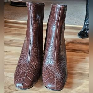 Boohoo Chocolate Croc-Embossed Ankle Booties Size 4 / 37